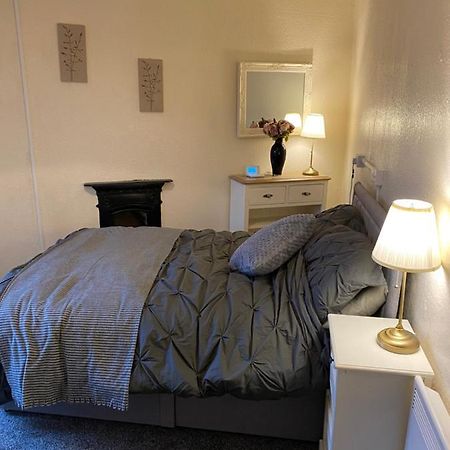 Whitchurch Shropshire Town Duplex Flat Exterior photo